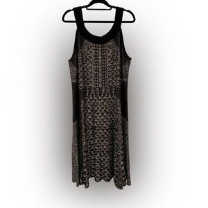 Elegant Black and White Patterned Dress